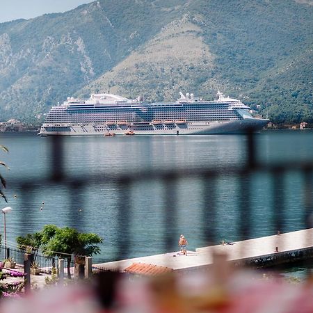 Celine'S Place By The Sea Κότορ Εξωτερικό φωτογραφία