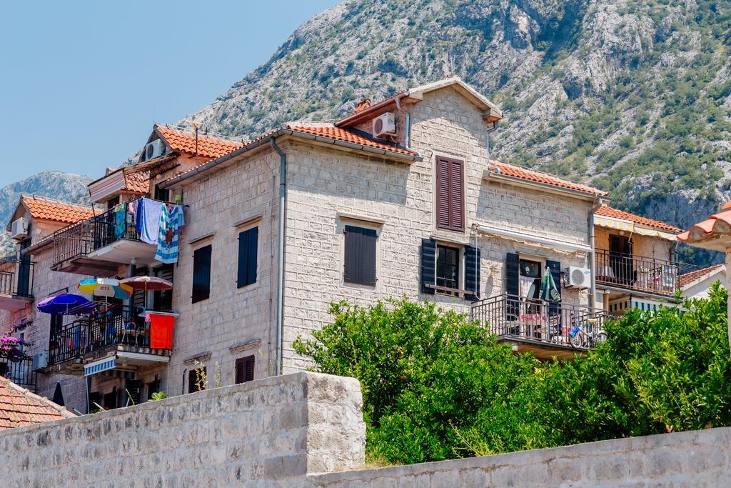 Celine'S Place By The Sea Κότορ Εξωτερικό φωτογραφία