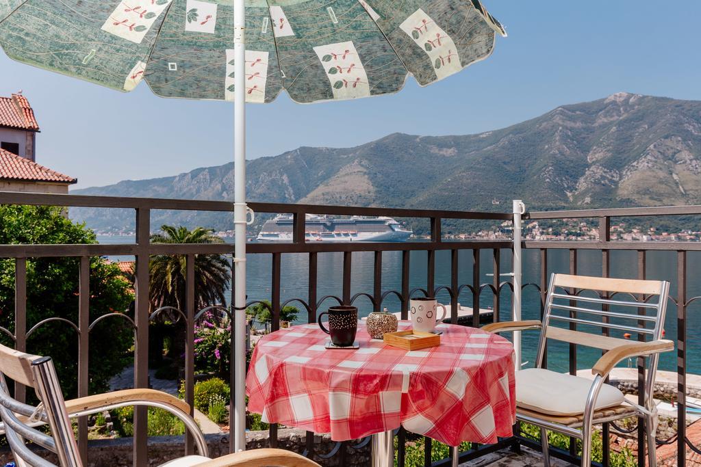 Celine'S Place By The Sea Κότορ Εξωτερικό φωτογραφία