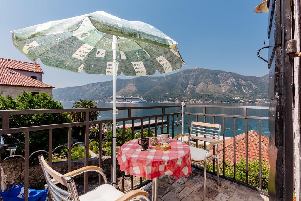 Celine'S Place By The Sea Κότορ Εξωτερικό φωτογραφία